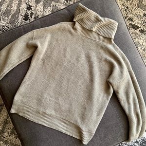 Madewell Turtle neck sweater